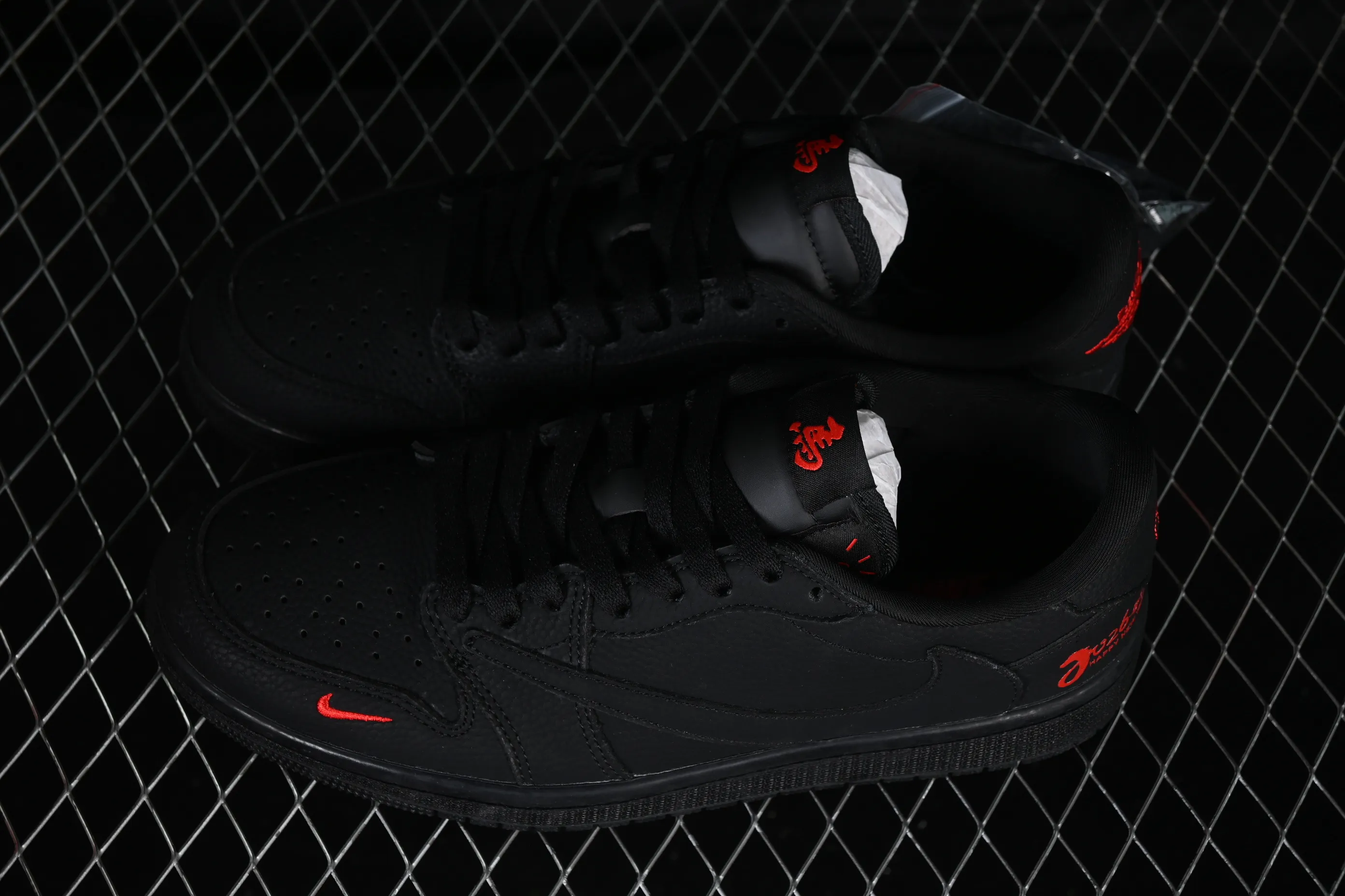 All categories Air Jordan Jordan series basketball shoes Air Jordan 1 Low High-end customized low-top sneakers Travis Scott x Fragment Design x Air Jordan 1 Low OG SP AJ1 Joe 1 Year of the Horse limited black and red low-top cultural casual sneakers YF9511-502